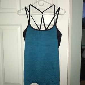 Athleta blousy workout tanks